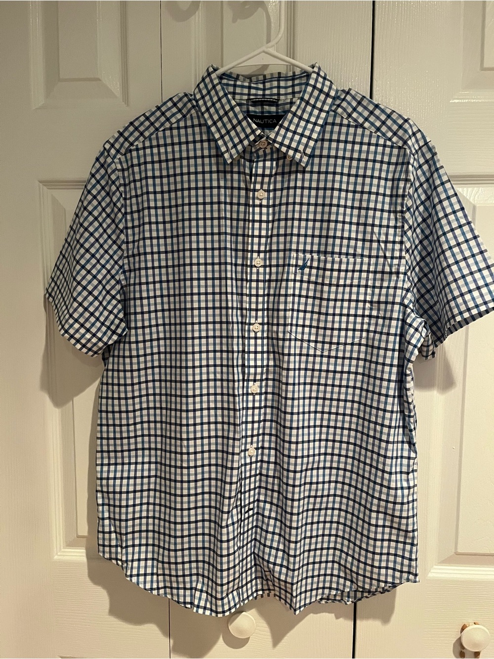 Nautica Men’s Blue and White Checked Short-Sleeve Button-Down Shirt
